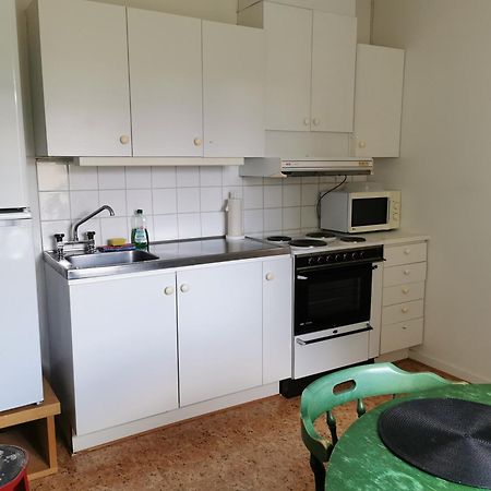 Appartement Gamla Skolan Rum & Oevernattning I Spjutstorp Chambre photo