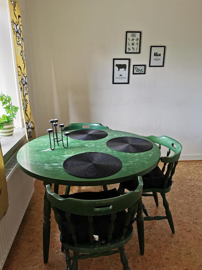 Appartement Gamla Skolan Rum & Oevernattning I Spjutstorp Extérieur photo