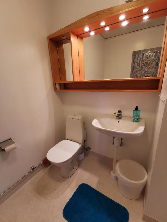 Appartement Gamla Skolan Rum & Oevernattning I Spjutstorp Extérieur photo
