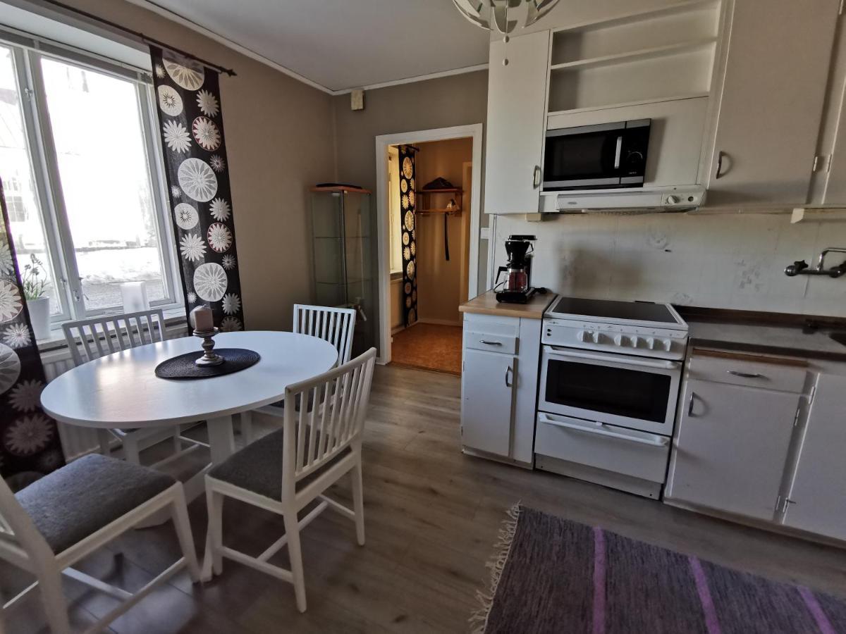 Appartement Gamla Skolan Rum & Oevernattning I Spjutstorp Extérieur photo